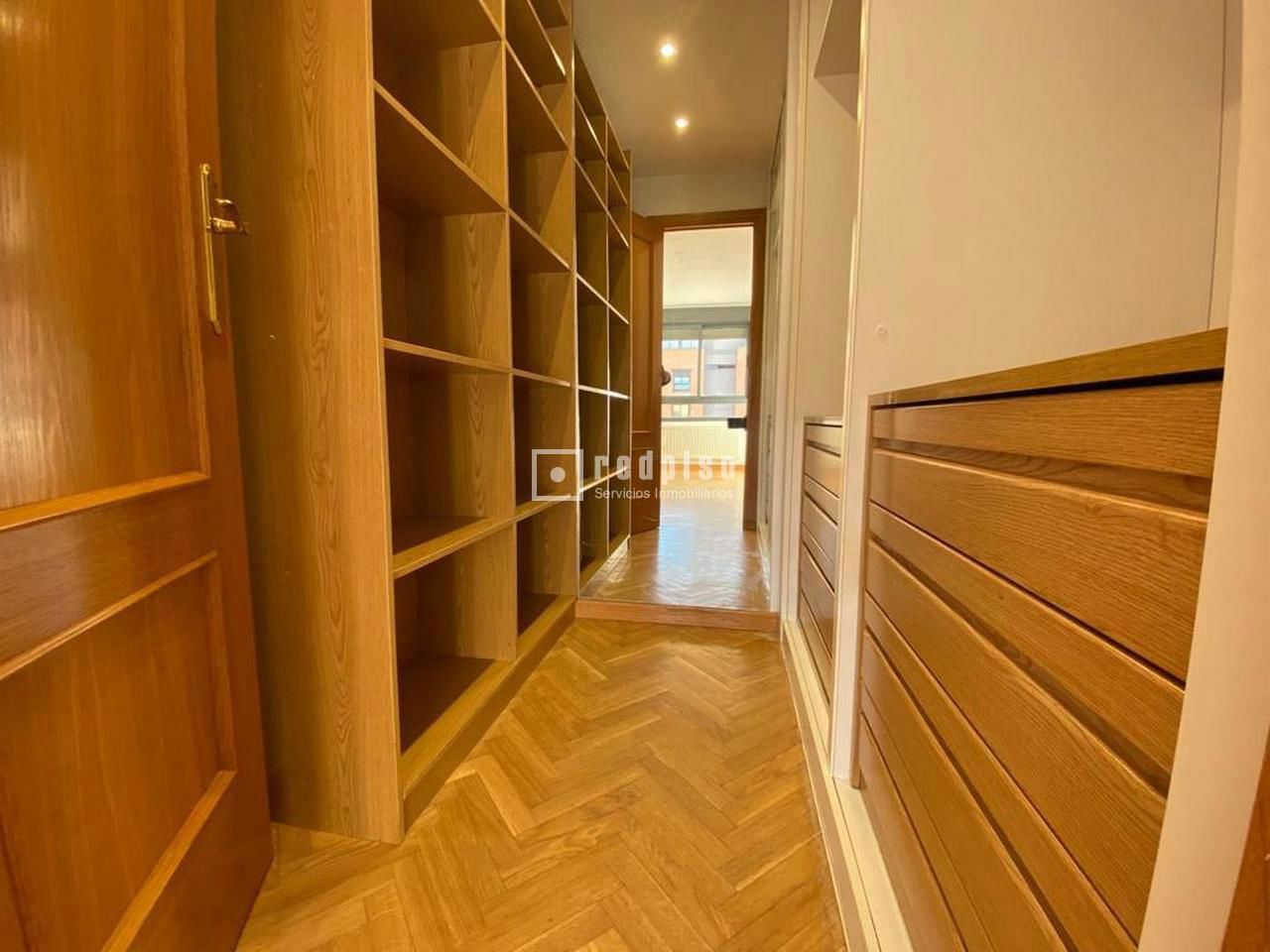 Piso en alquiler en  Coslada, Madrid  5/10