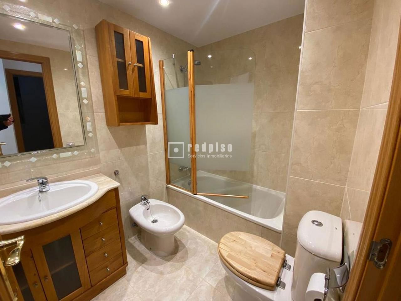 Piso en alquiler en  Coslada, Madrid  6/10