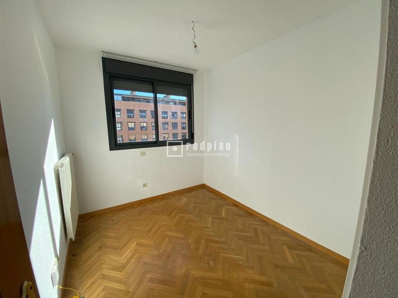 Piso en alquiler en  Coslada, Madrid  2/10