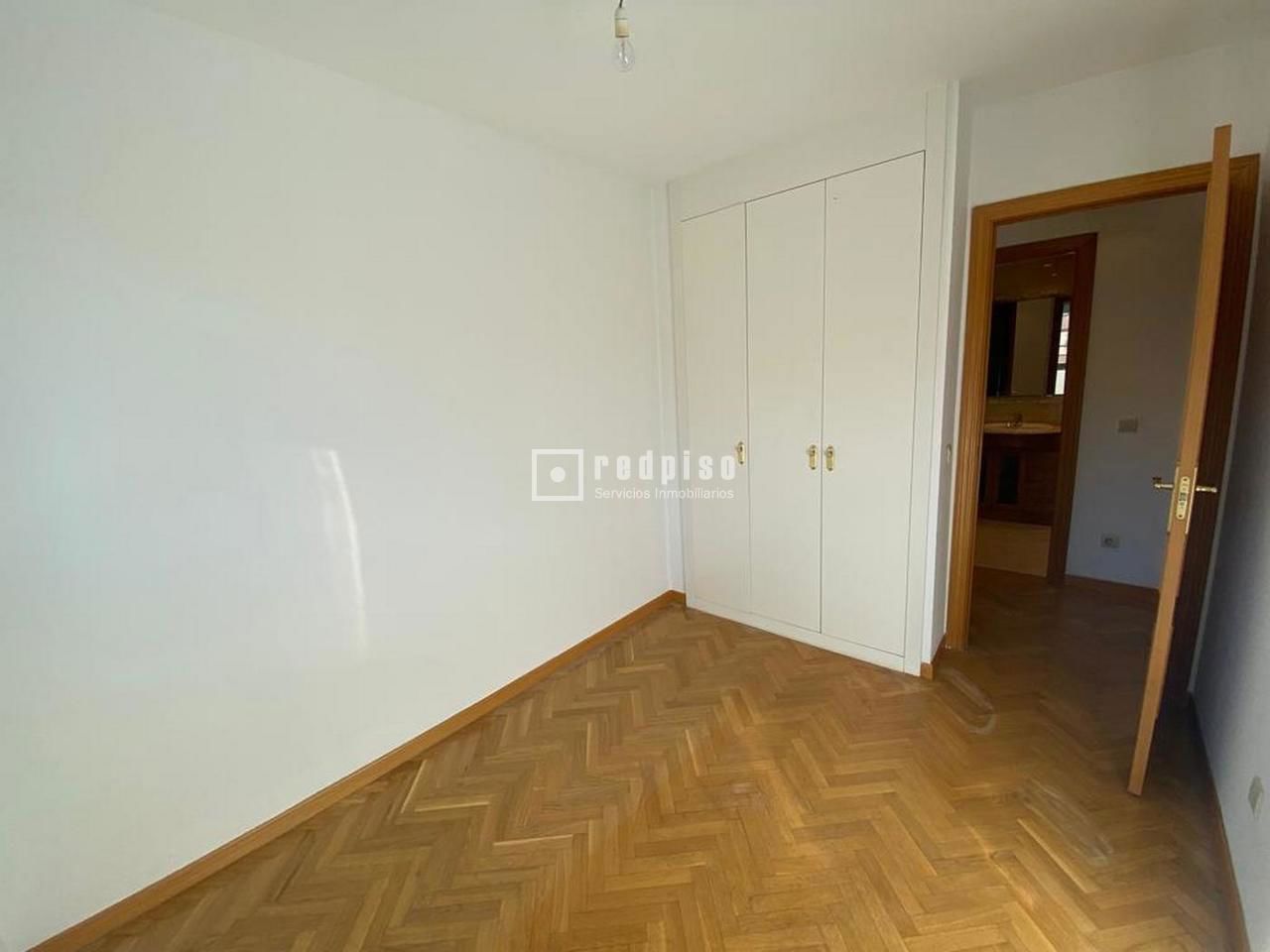 Piso en alquiler en  Coslada, Madrid  3/10