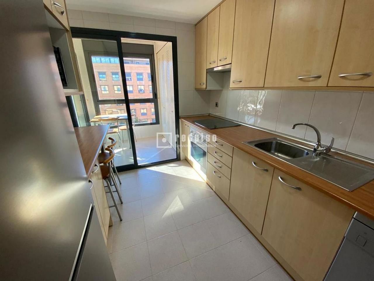 Piso en alquiler en  Coslada, Madrid  8/10