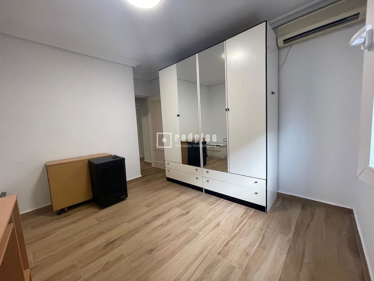 Piso en alquiler en  calle de Miguel de Cervantes, Murcia  11/15