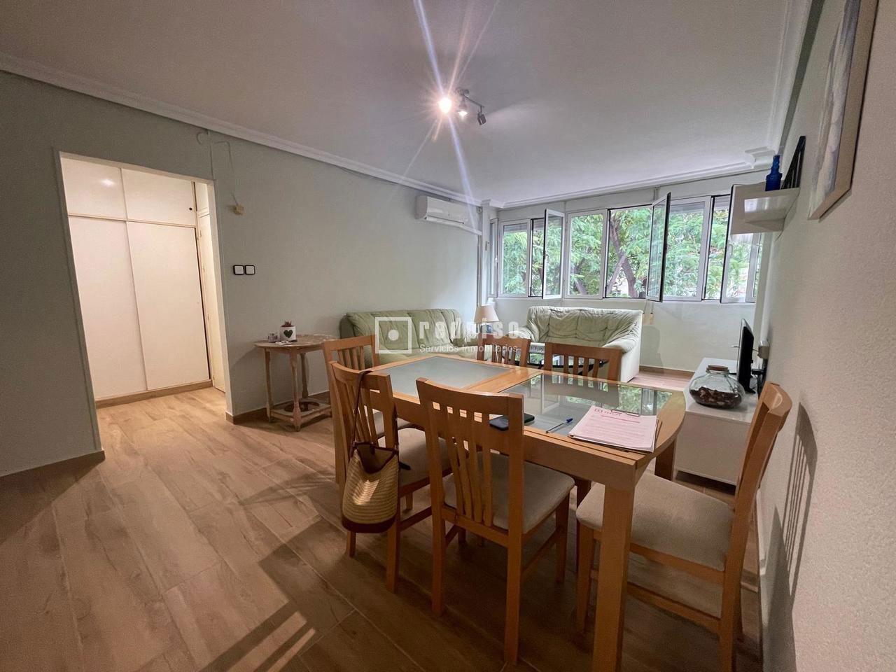 Piso en alquiler en  calle de Miguel de Cervantes, Murcia  2/15