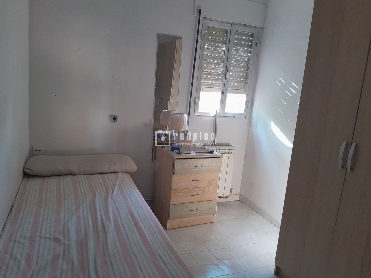 Piso en venta en calle De Rocafort, Villaverde, Madrid 8/12