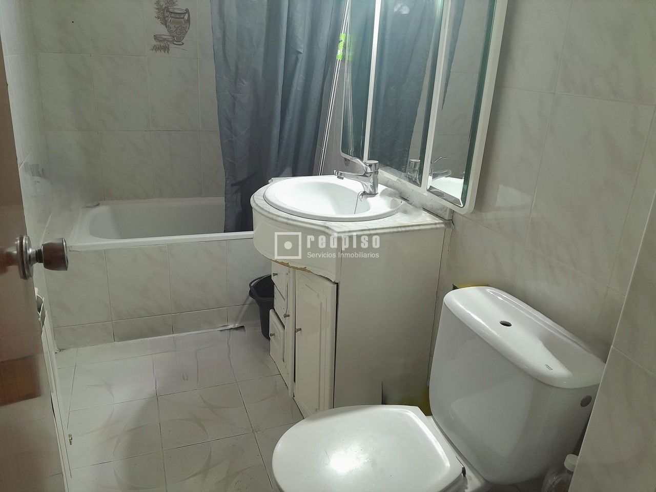 Piso en venta en calle De Rocafort, Villaverde, Madrid 12/12