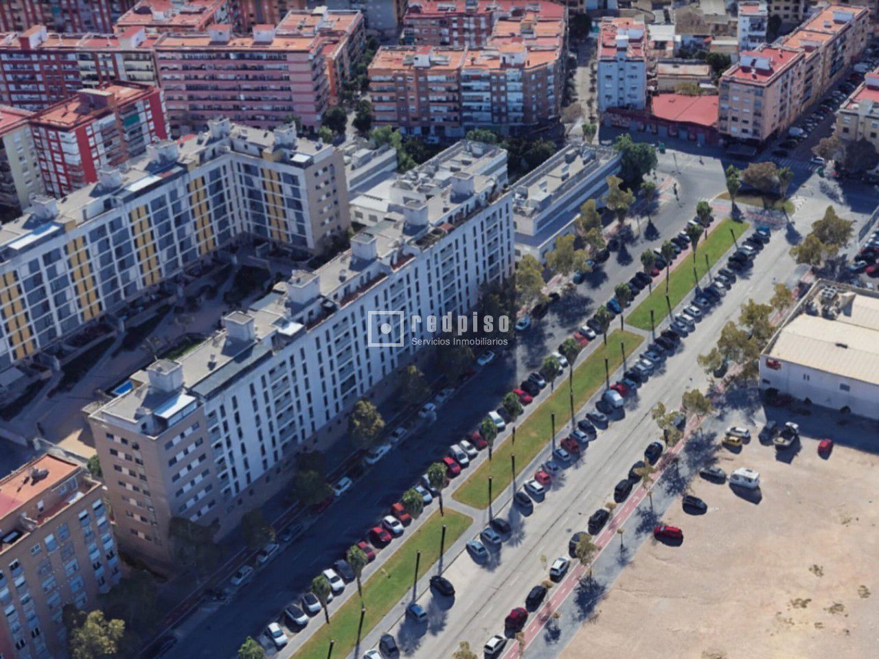 Local en venta en Benicalap, Valencia 14/18