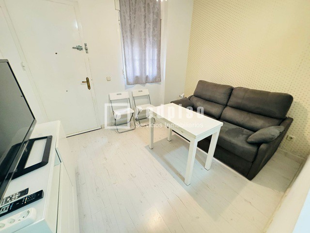 Piso en venta en calle De La Huerta De Castañeda, Madrid, Madrid 5/18