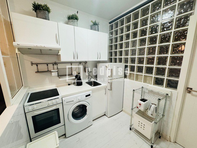 Piso en venta en calle De La Huerta De Castañeda, Madrid, Madrid 2/18