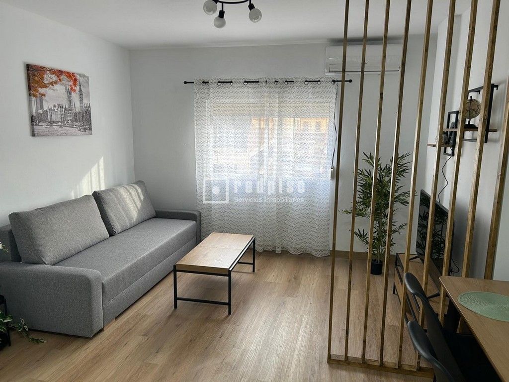 Piso en alquiler en  Málaga  5/15