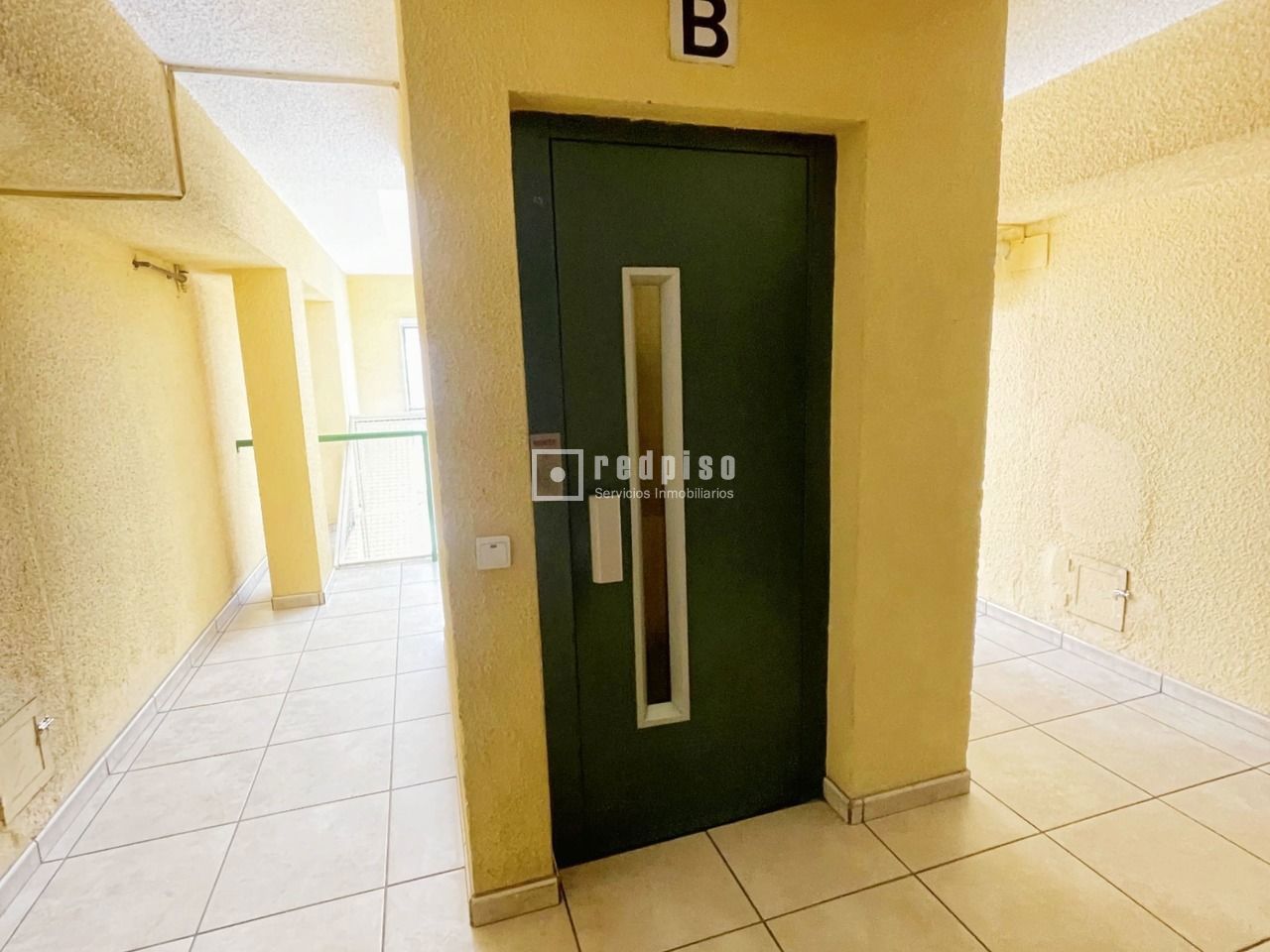 Piso en venta en calle De Campotejar, Madrid, Madrid 20/22