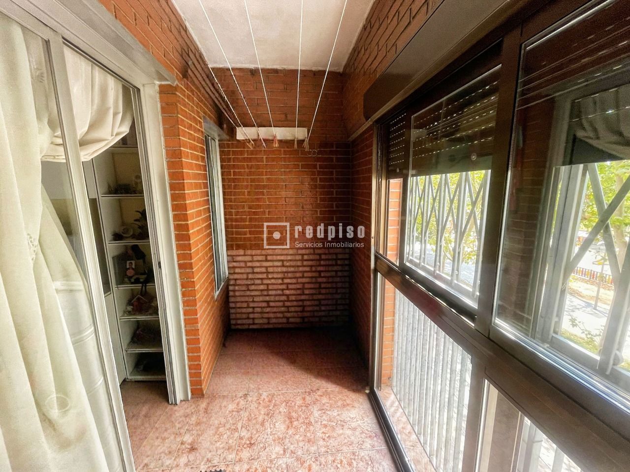 Piso en venta en calle De Campotejar, Madrid, Madrid 4/22