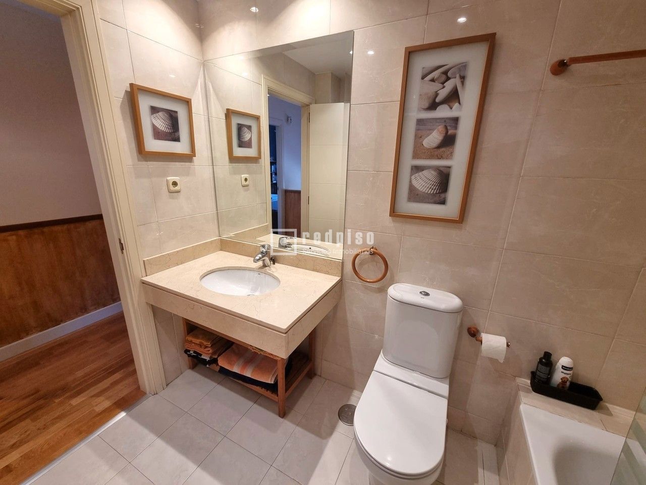 Casa en venta en  Madrid  33/64