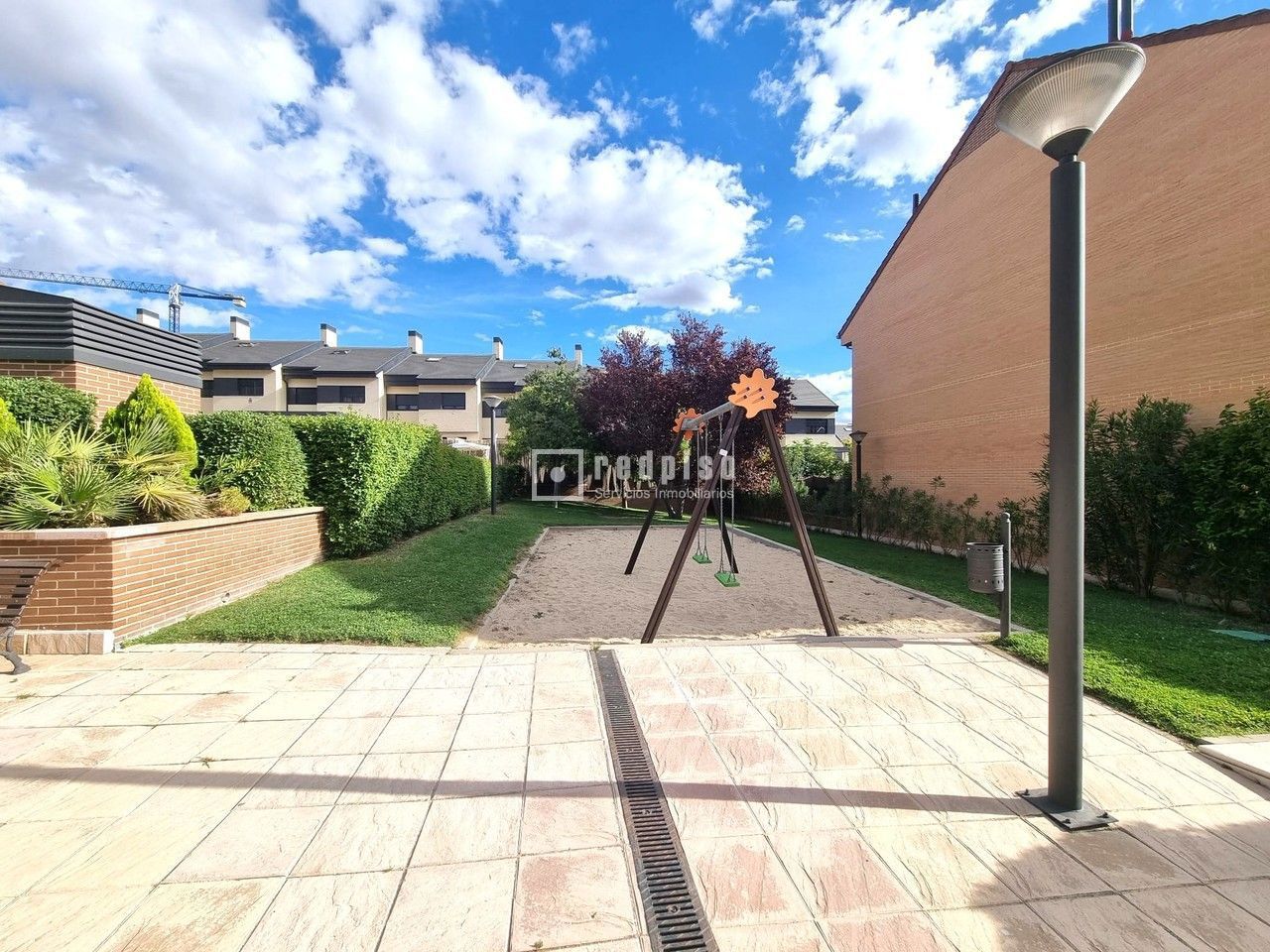 Casa en venta en  Madrid  64/64