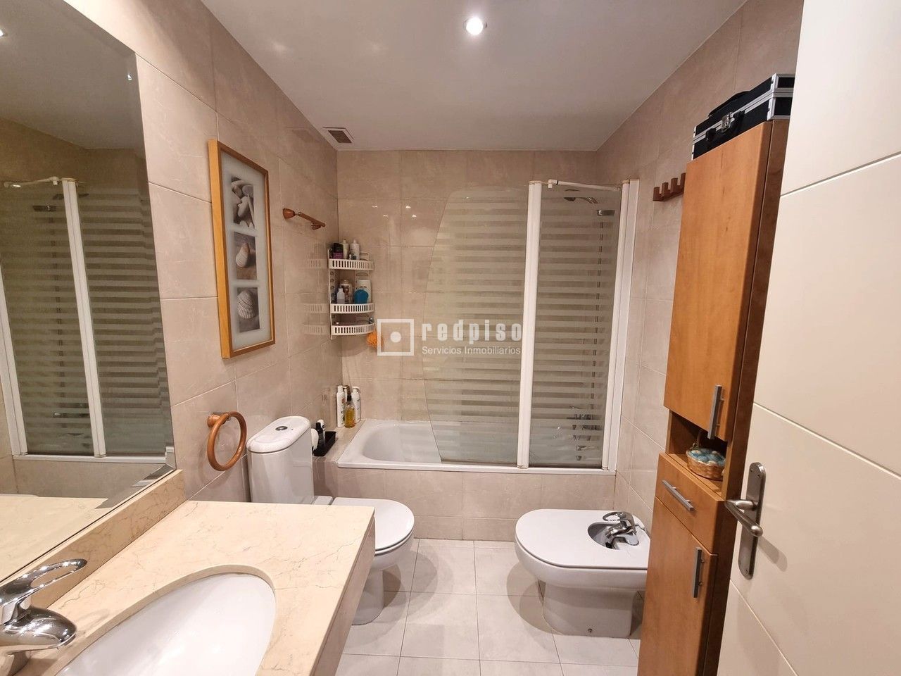 Casa en venta en  Madrid  32/64