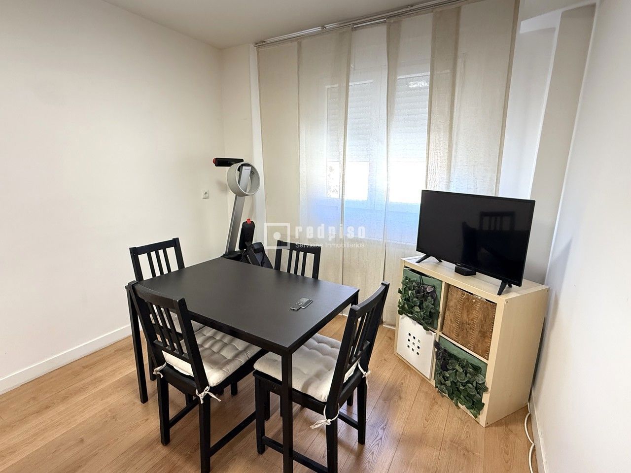 Piso en venta en calle Del Garapalo, Latina, Madrid 31/38