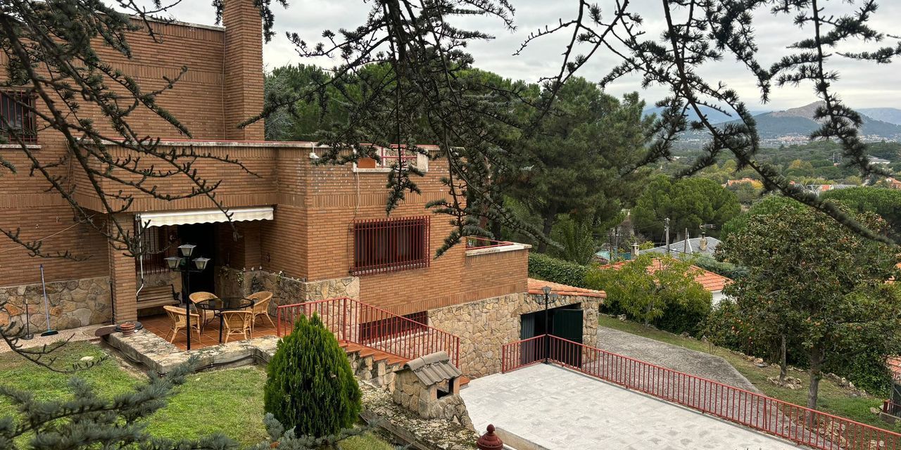 Casa en venta en  Guadarrama, Madrid  1/1