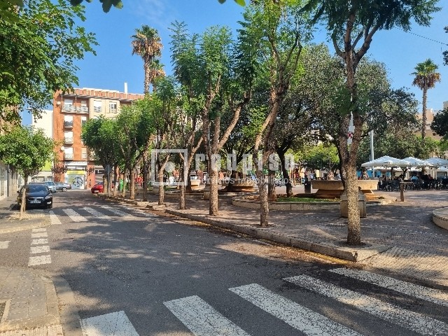 Local en venta  Almassora, Castelló  4/24