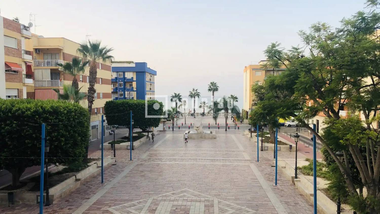 Garaje en venta en  Rincón de la Victoria, Málaga  6/7
