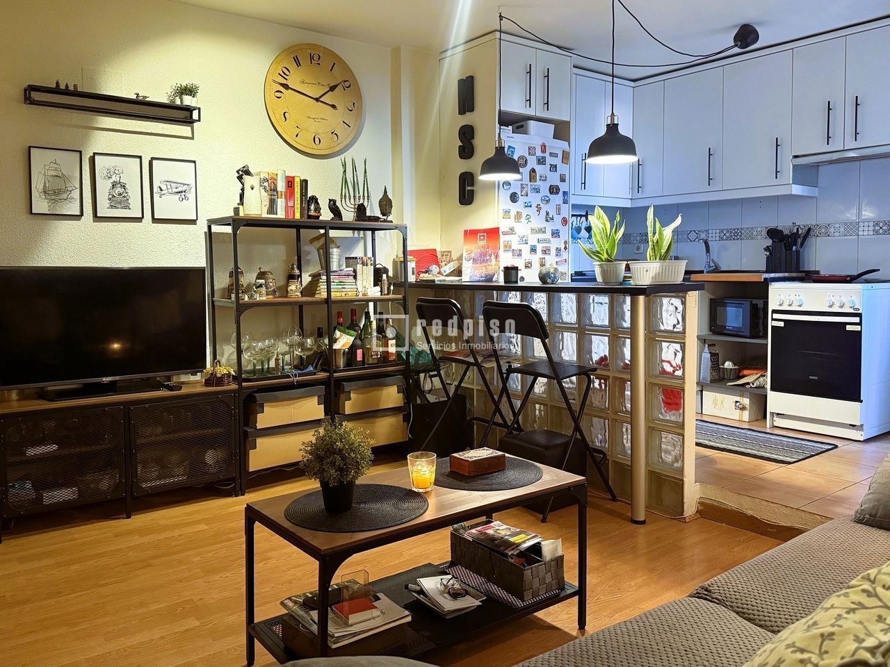 Piso en venta en  calle del Aguacate, Madrid  1/1