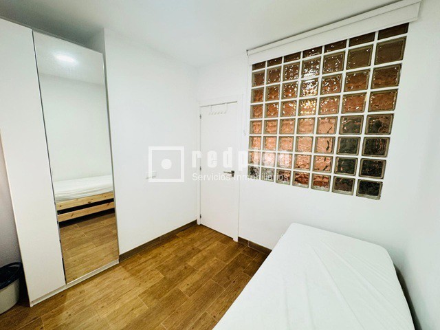 Piso en venta en calle De La Huerta De Castañeda, Madrid, Madrid 15/16