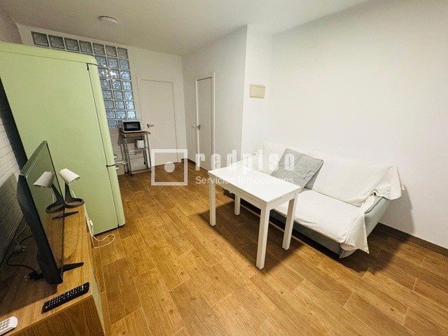 Piso en venta en calle De La Huerta De Castañeda, Madrid, Madrid 3/16