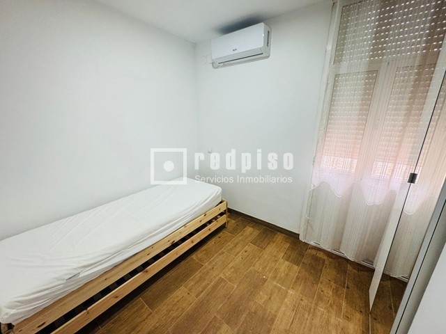 Piso en venta en calle De La Huerta De Castañeda, Madrid, Madrid 12/16