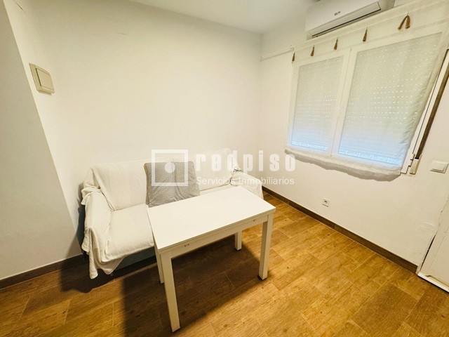 Piso en venta en calle De La Huerta De Castañeda, Madrid, Madrid 5/16