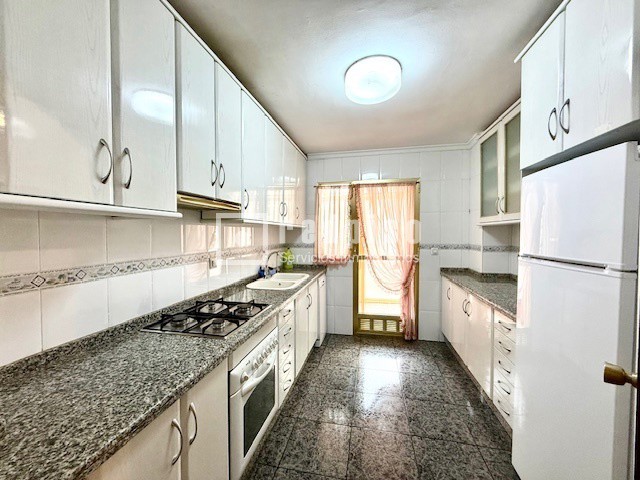 Piso en venta en calle De Hèrcules, Alacant, Alicante 5/24