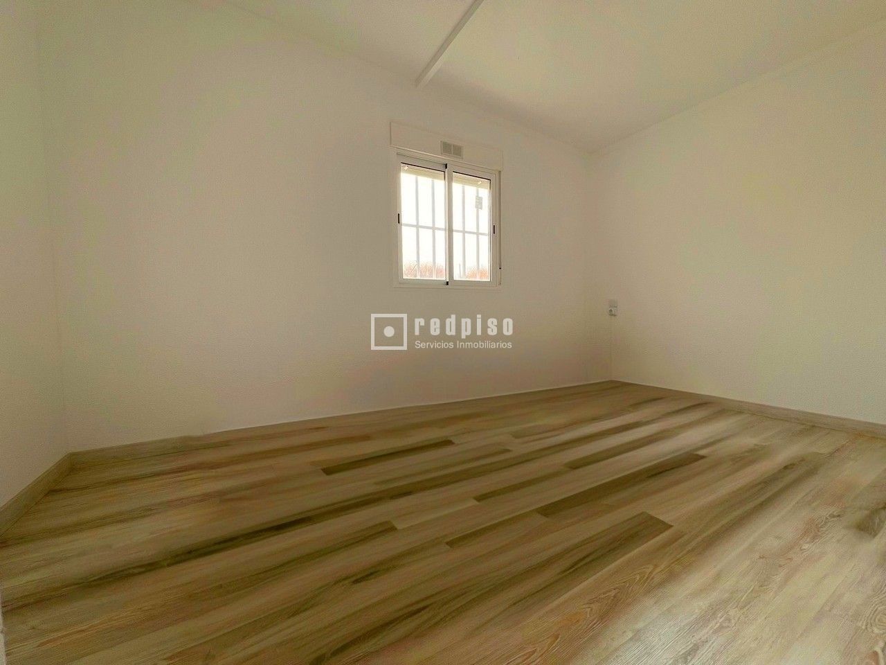 Casa en venta  calle Diseminados, Almogía  9/18