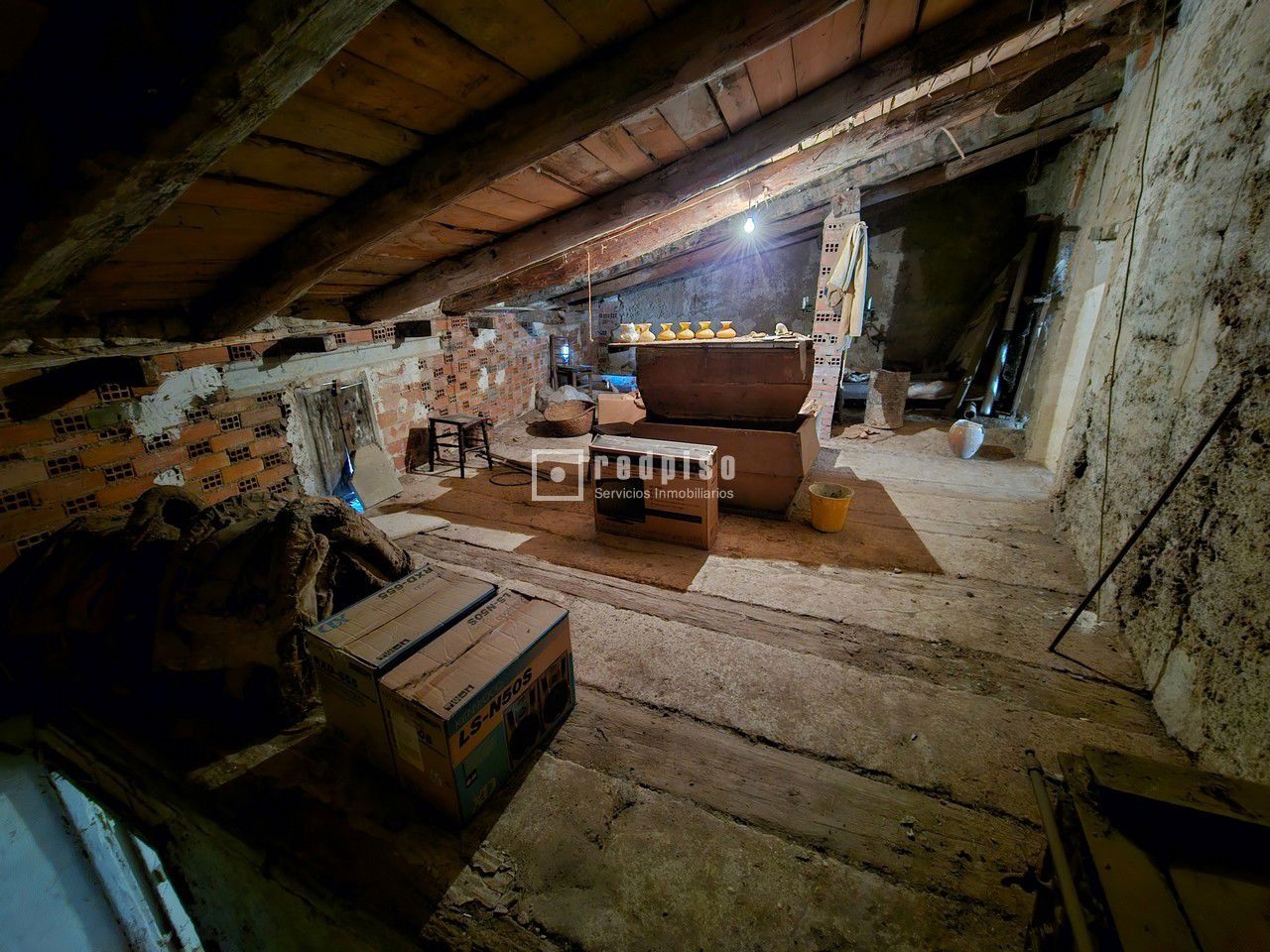 Casa en venta en  Allepuz, Teruel  40/43