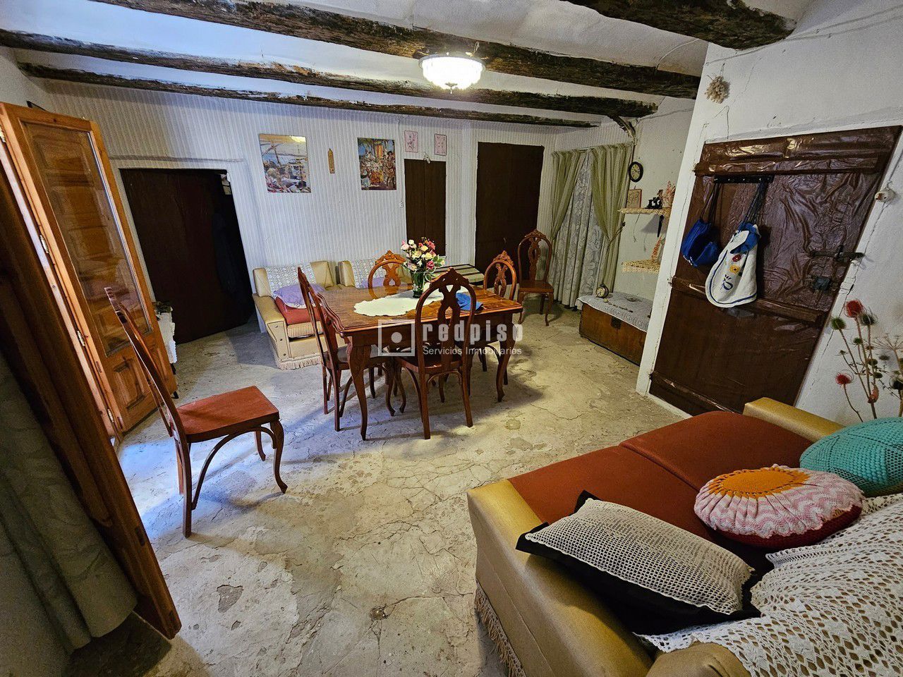 Casa en venta en  Allepuz, Teruel  25/43