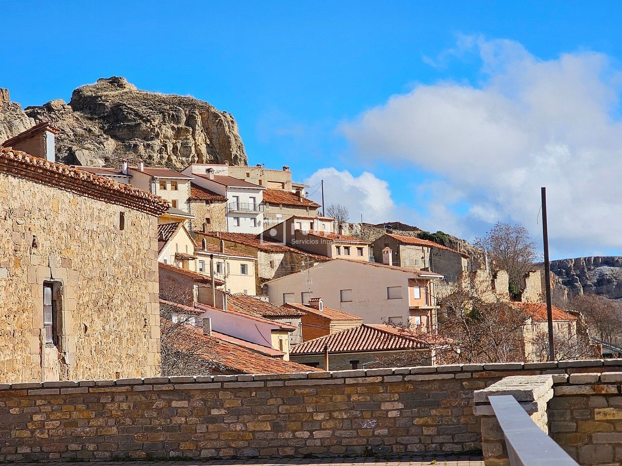 Casa en venta en  Allepuz, Teruel  8/43