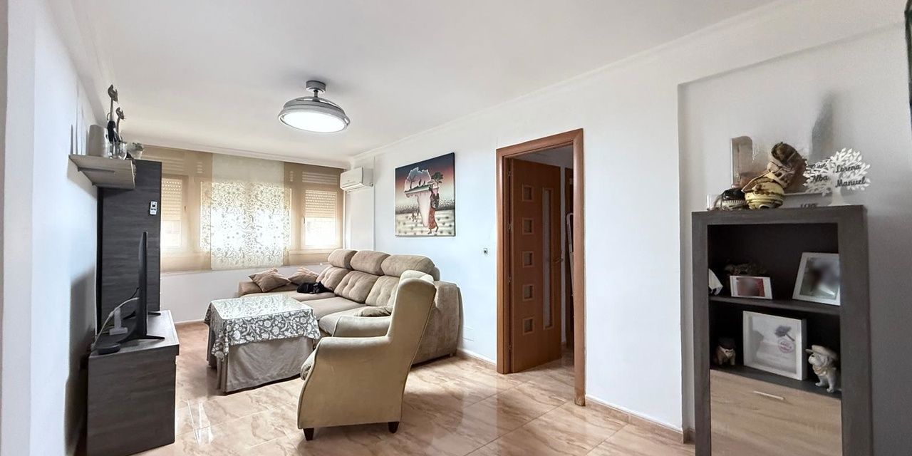 Piso en venta en  Carretera de Cádiz, Málaga  1/1