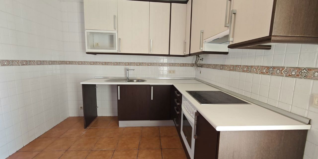 Local en alquiler en  El Álamo, Madrid  1/1