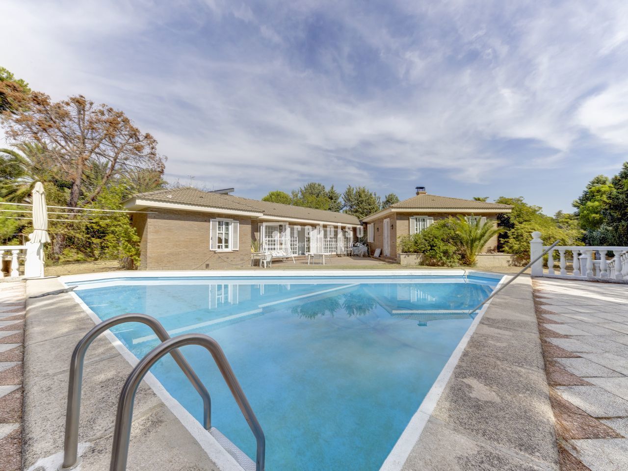 Casa en venta en  Boadilla del Monte, Madrid  1/1