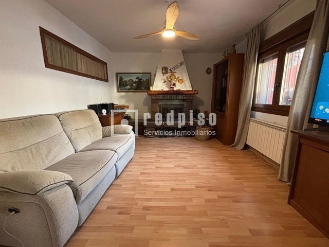 Casa en venta en  Puebla de Beleña, Guadalajara  1/1