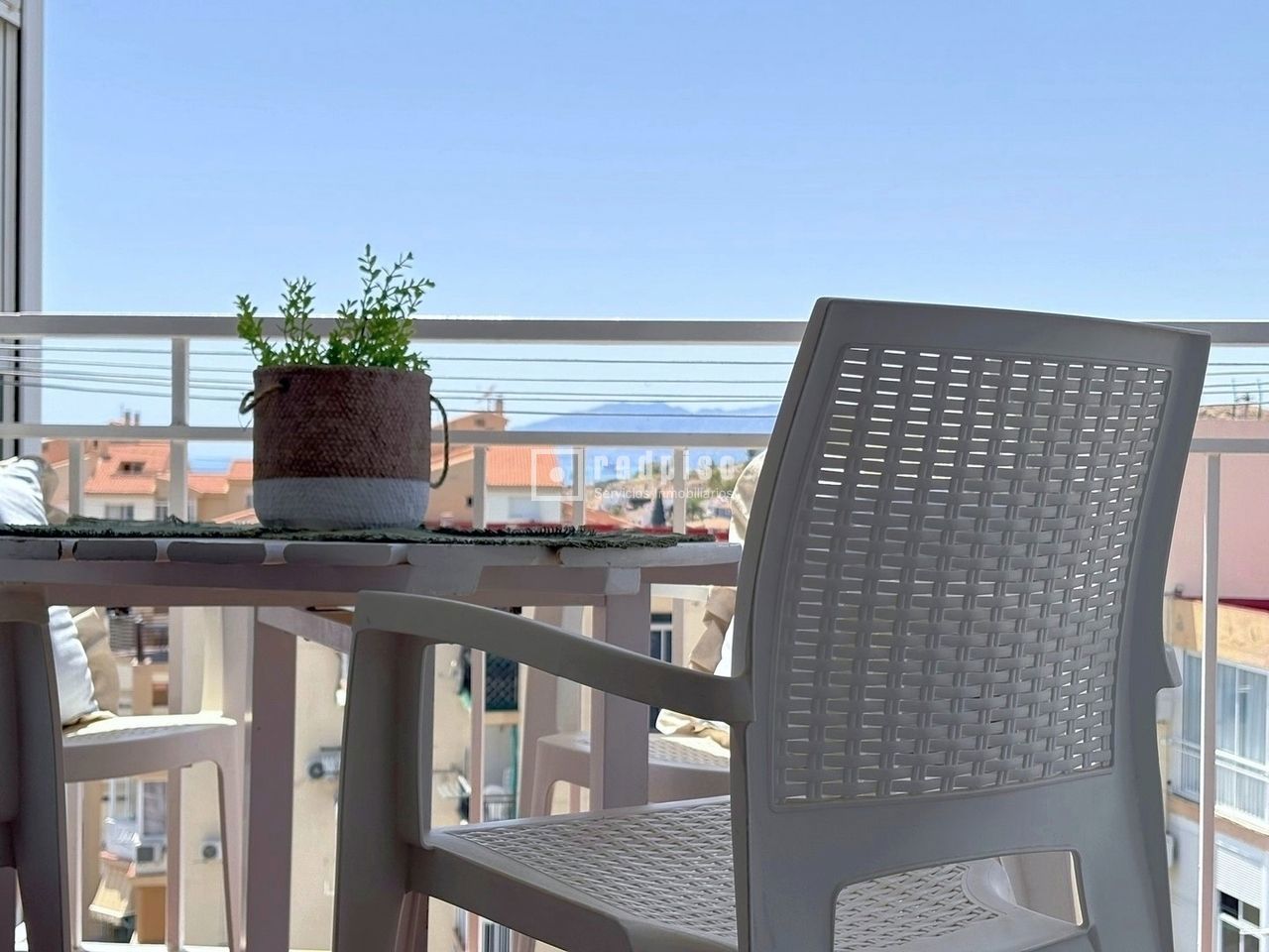 Piso en alquiler en  calle de los Hermanos Álvarez Quintero, La Cala del Moral, Málaga  14/34