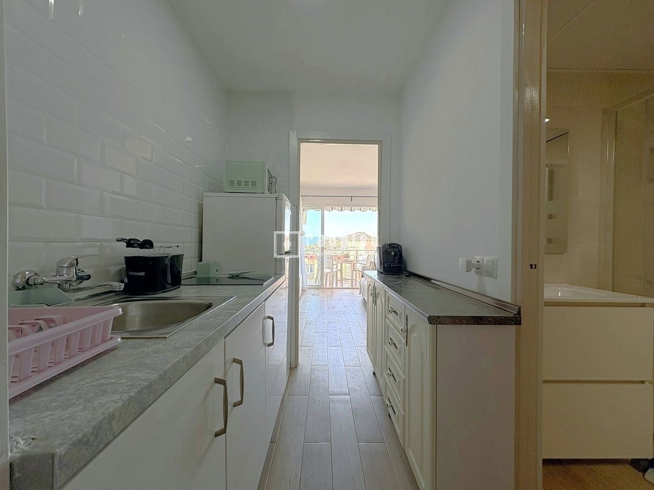 Piso en alquiler en  calle de los Hermanos Álvarez Quintero, La Cala del Moral, Málaga  6/34