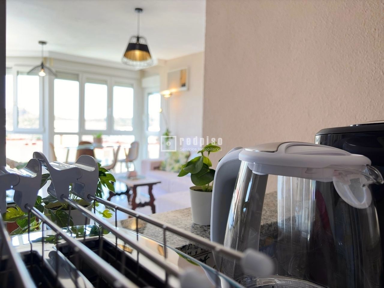 Piso en alquiler en  calle de los Hermanos Álvarez Quintero, La Cala del Moral, Málaga  22/44