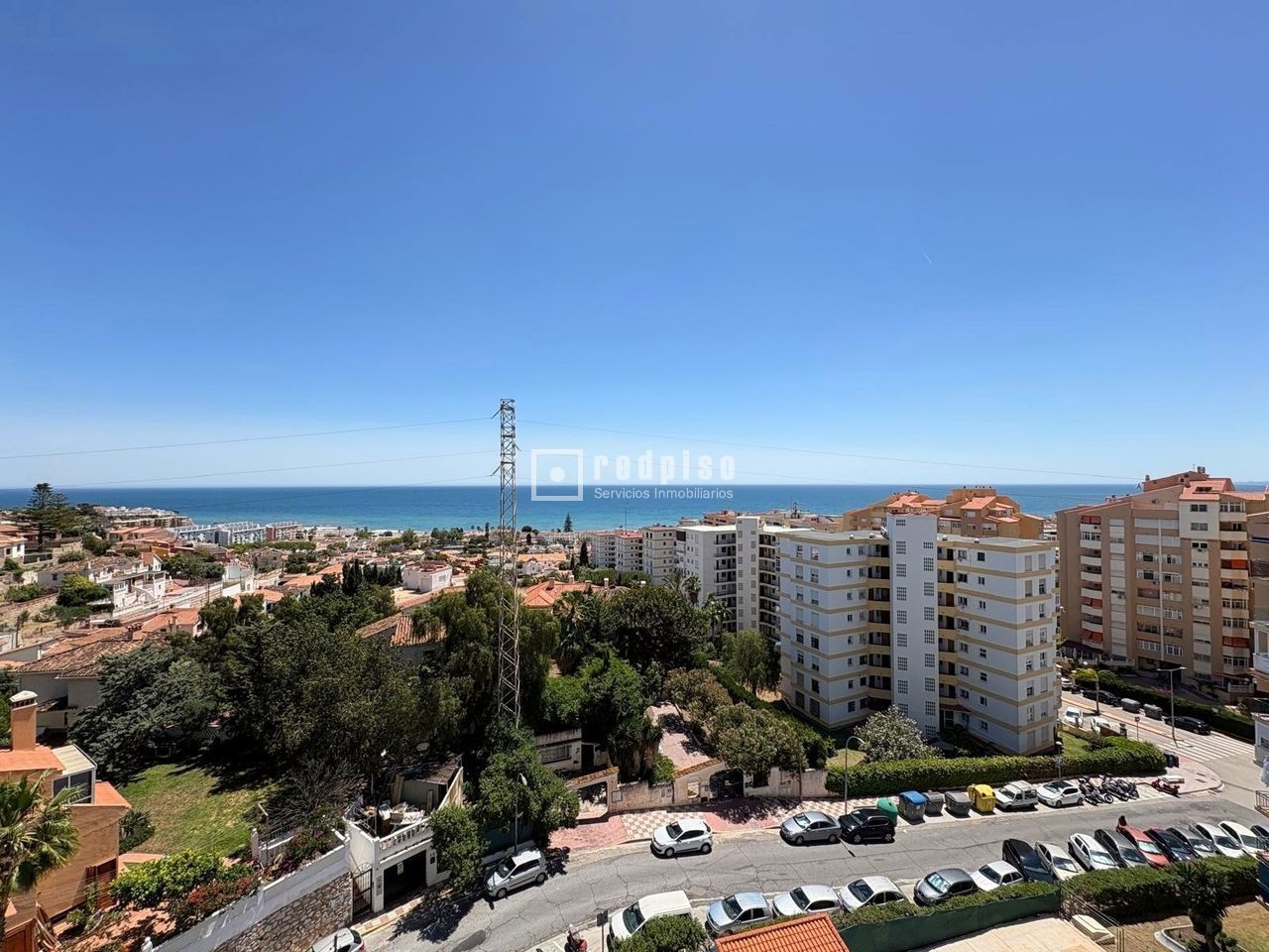 Piso en alquiler en  calle de los Hermanos Álvarez Quintero, La Cala del Moral, Málaga  17/44