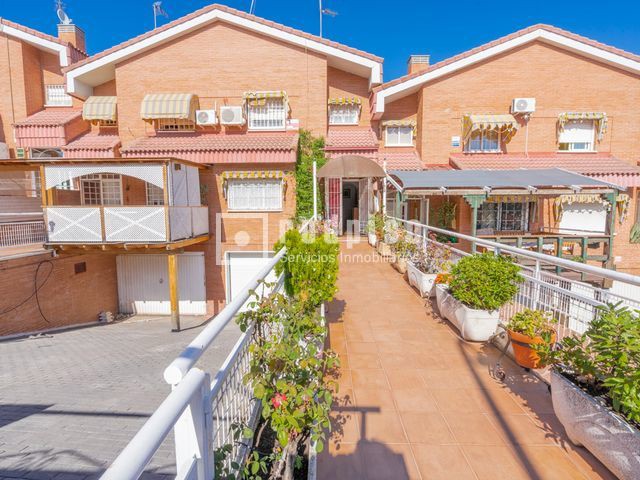 Casa en venta en Parque Coimbra, Madrid 3/46