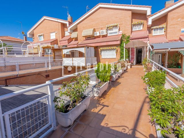 Casa en venta en Parque Coimbra, Madrid 2/46