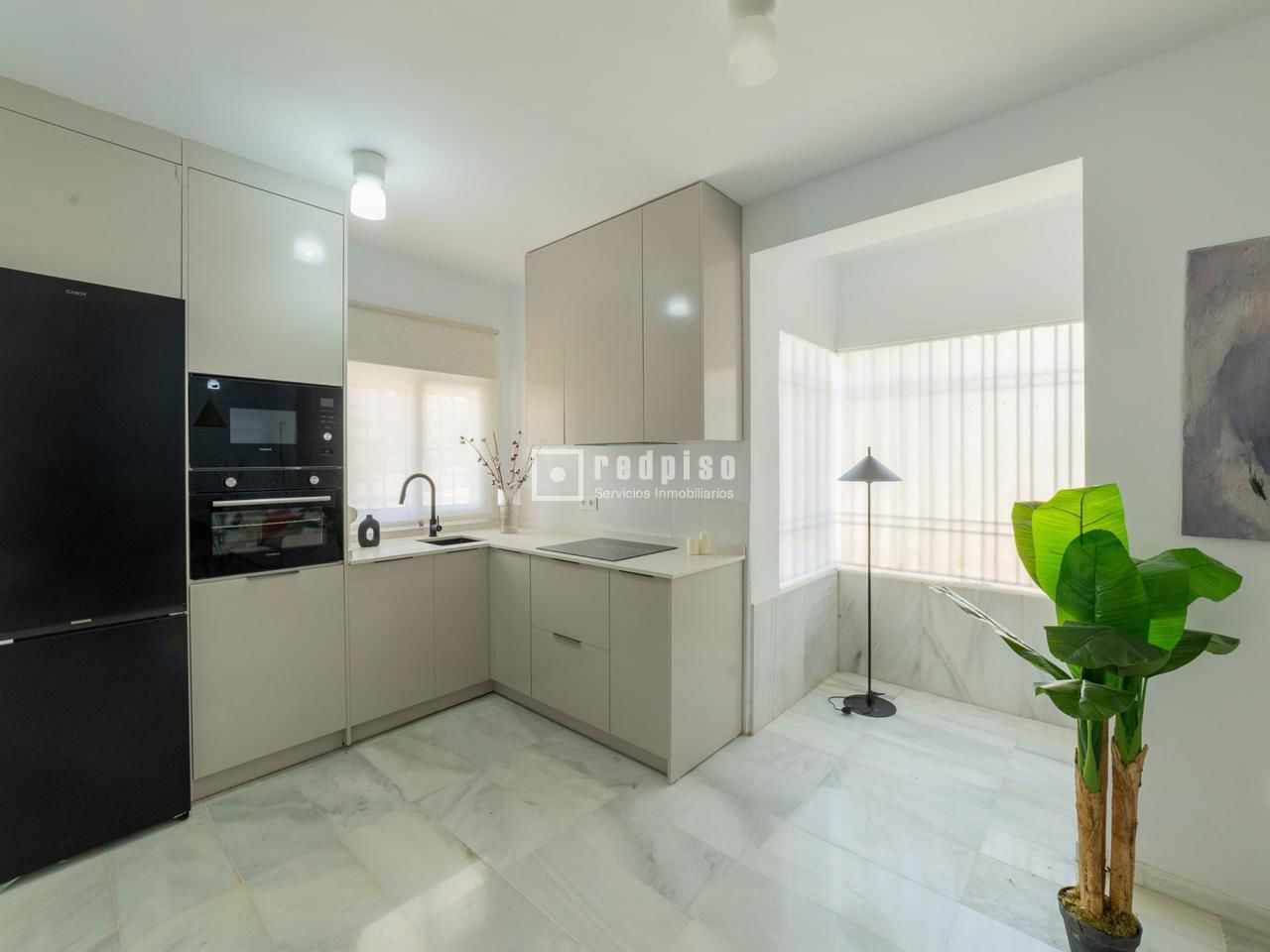Piso en venta en calle De Julia Romula Hispalis, Sevilla, Sevilla 11/33