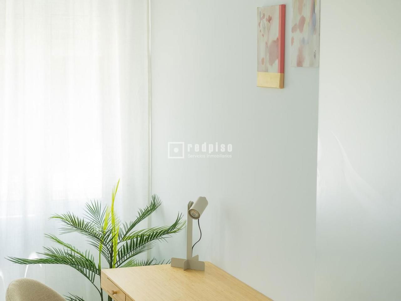 Piso en venta en calle De Julia Romula Hispalis, Sevilla, Sevilla 23/33