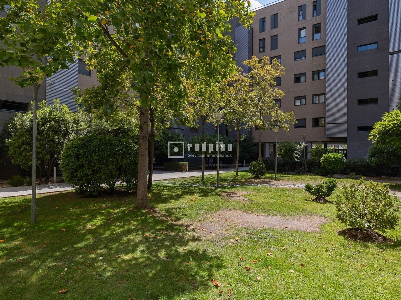 Piso en alquiler en  calle de Vicente Blasco Ibáñez, Hortaleza, Madrid  48/49