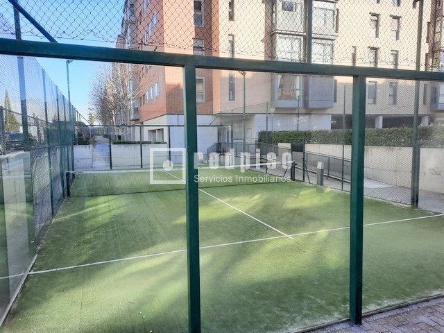 Piso en alquiler en  calle de Vicente Blasco Ibáñez, Hortaleza, Madrid  32/49