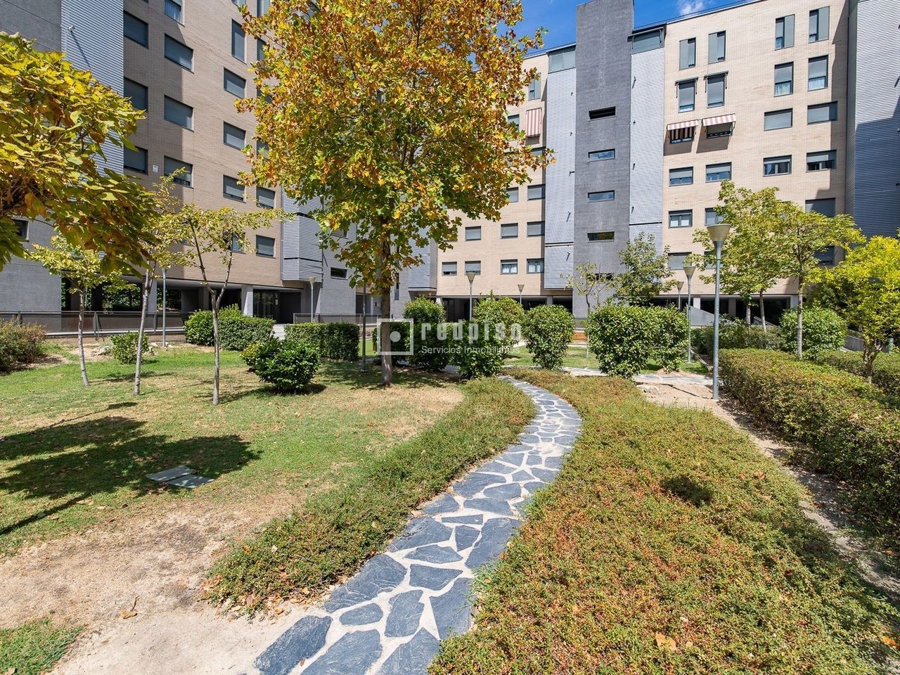 Piso en alquiler en  calle de Vicente Blasco Ibáñez, Hortaleza, Madrid  46/49