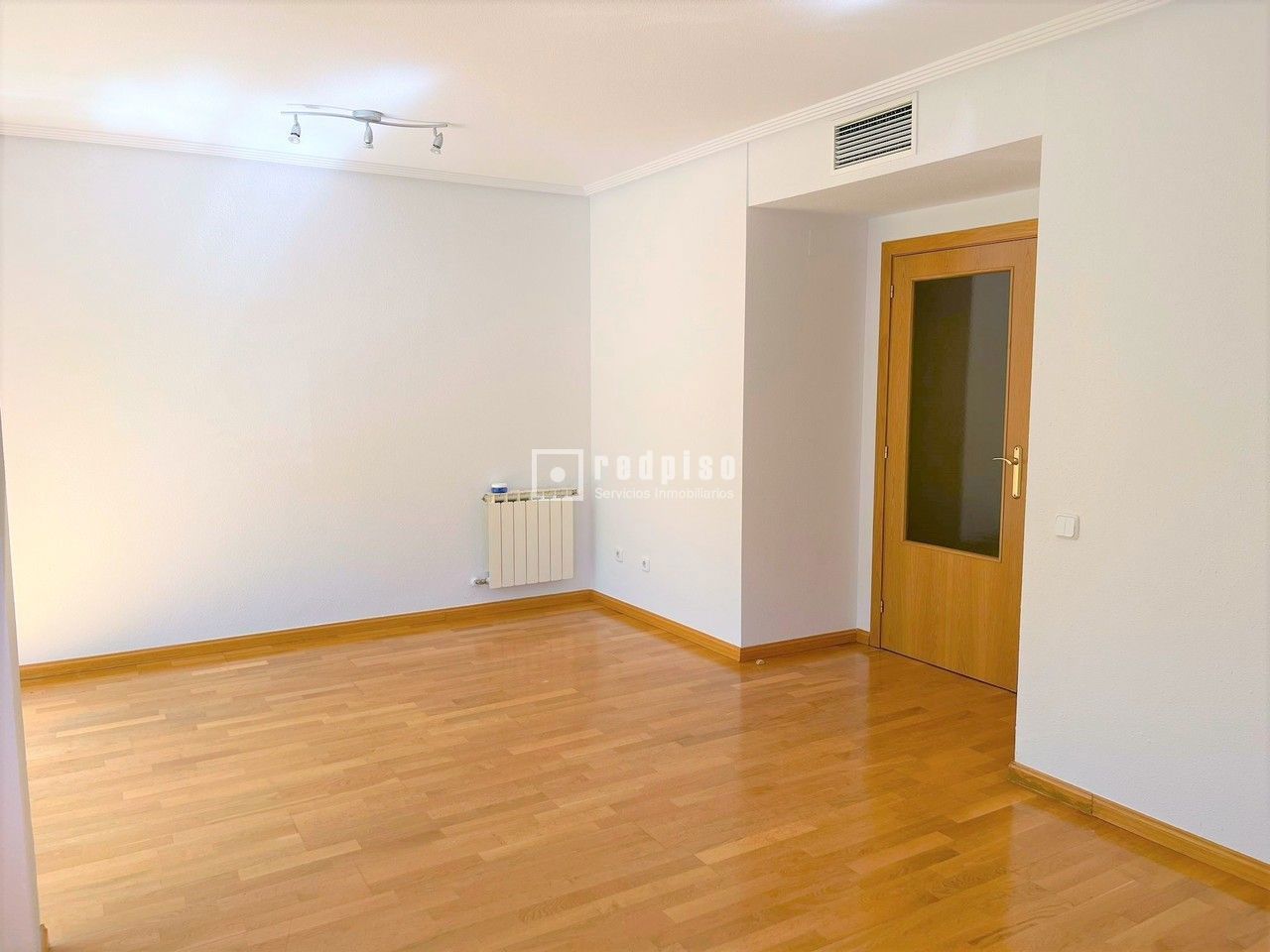 Piso en alquiler en  calle de Vicente Blasco Ibáñez, Hortaleza, Madrid  5/49