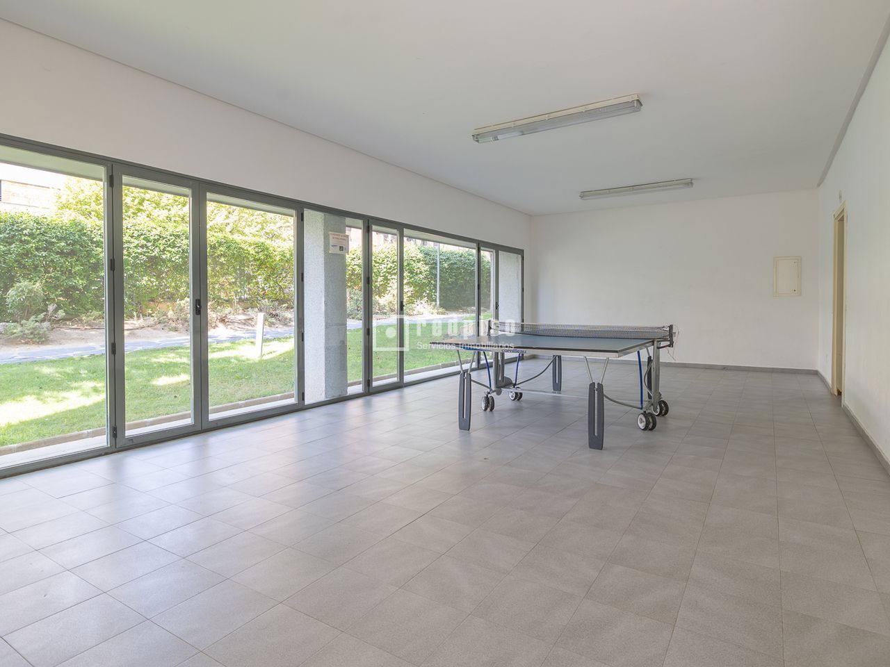 Piso en alquiler en  calle de Vicente Blasco Ibáñez, Hortaleza, Madrid  42/49