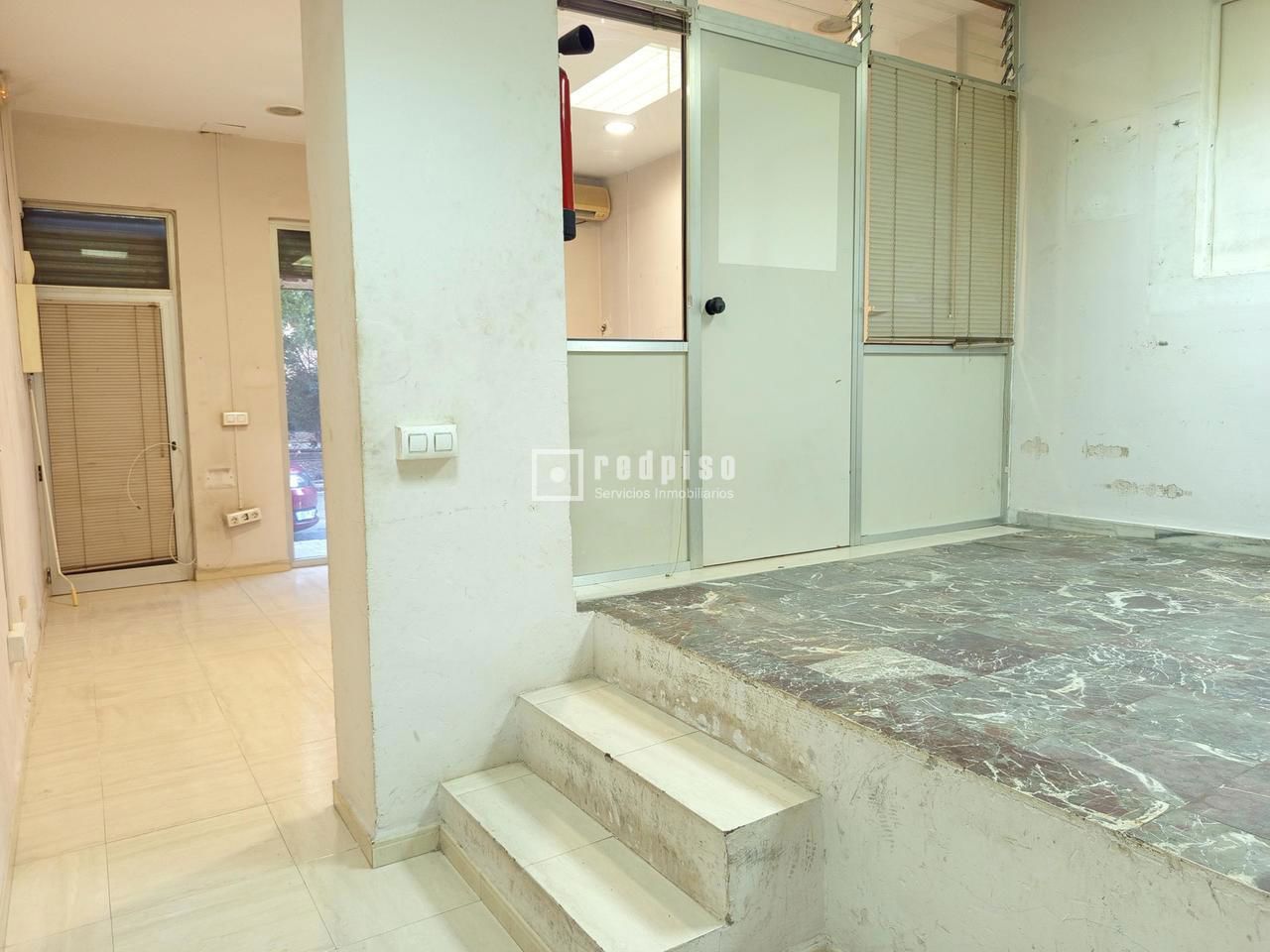 Local en venta en  calle Tejares, Casco Antiguo, Sevilla  12/18